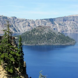 Crater lake - wizard island 4